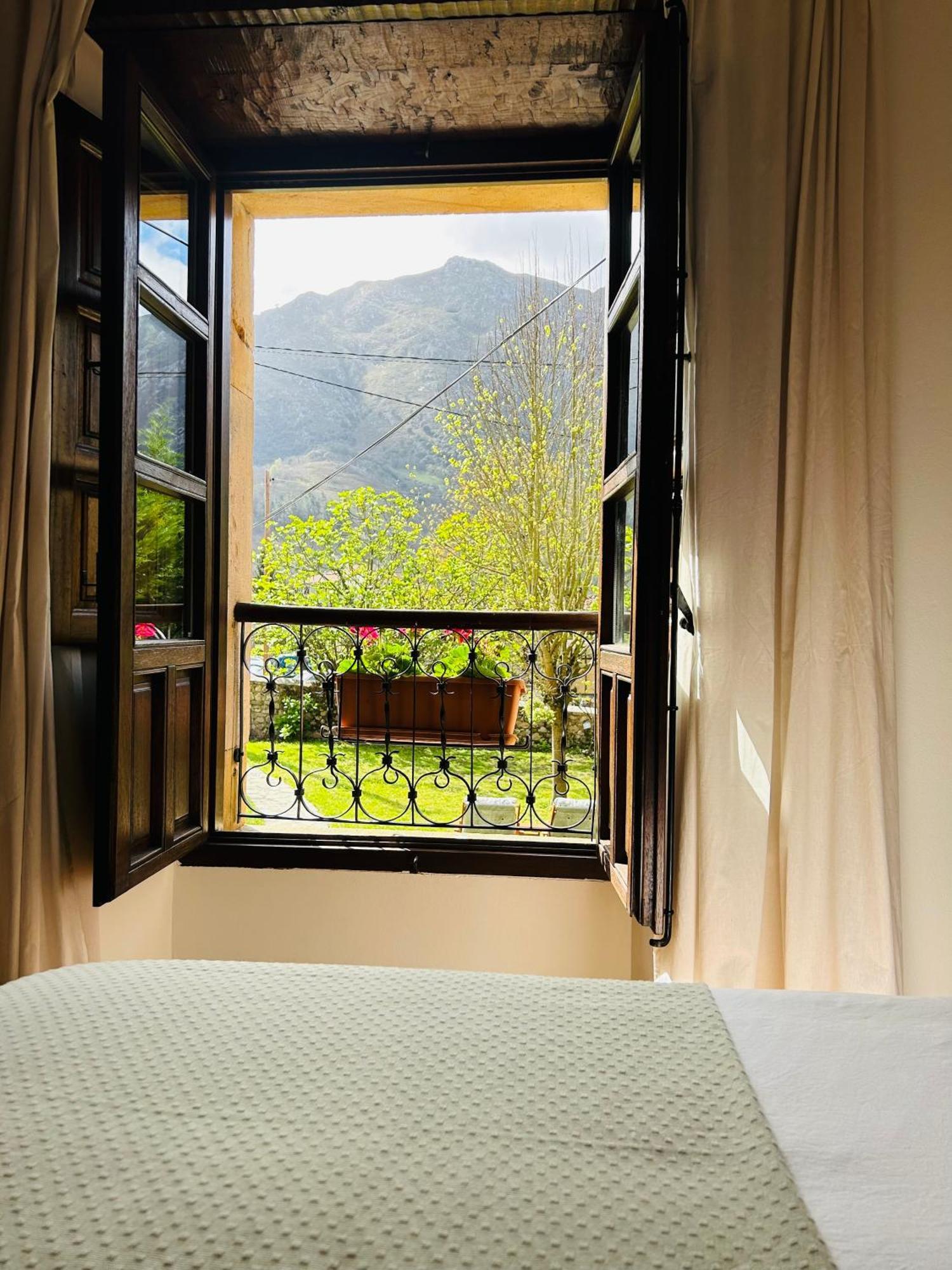 Casa Arenas Otel Arenas De Cabrales Dış mekan fotoğraf